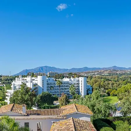 Spacious House With 3 Bedrooms And Private Pool בית נופש *