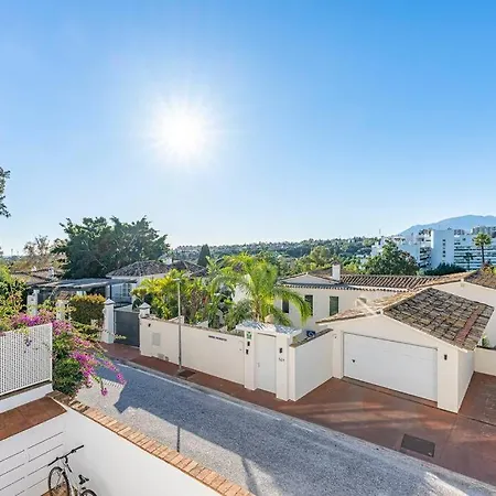 Spacious House With 3 Bedrooms And Private Pool * מארבלה