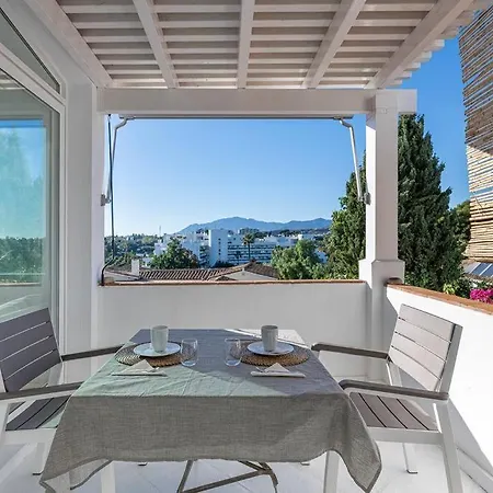 בית נופש Spacious House With 3 Bedrooms And Private Pool *